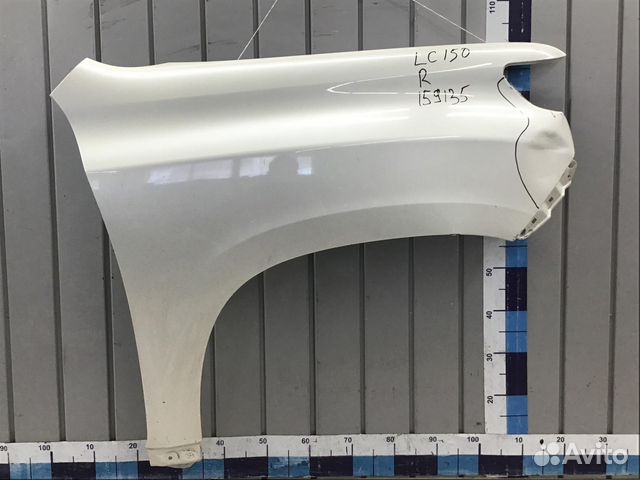 Крыло переднее правое Toyota Land Cruiser (150) -P