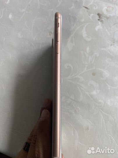 iPhone 8 Plus, 64 ГБ