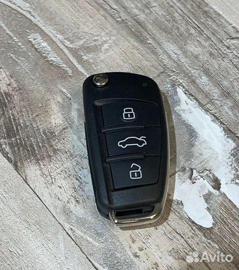 Ключ Ауди Ку7 / ключ Audi Q7