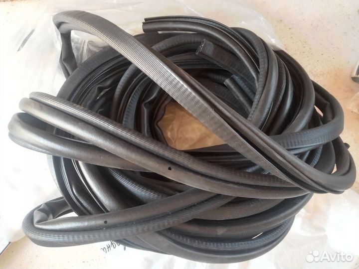 Уплотнители дверей комплект на ваз-2101-07