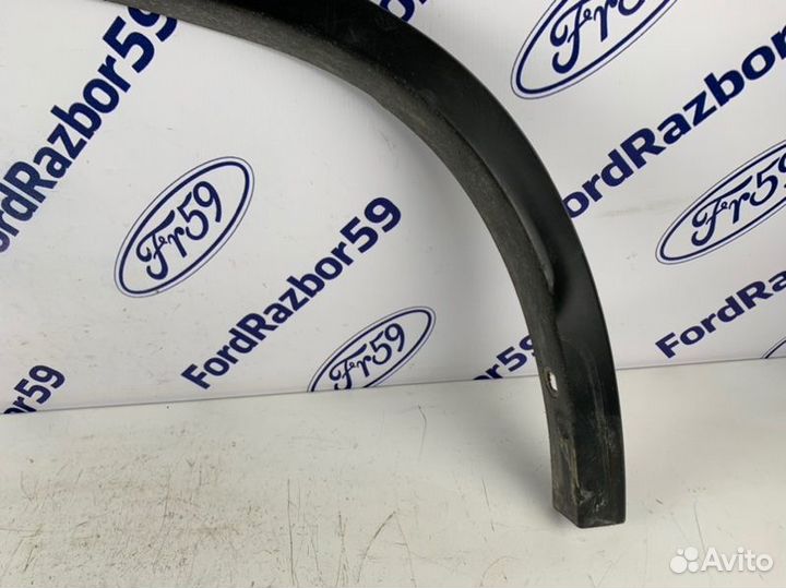 Молдинг на крыло задний правый Nissan X-Trail T31