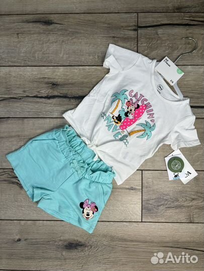 Костюм для девлчки c&a