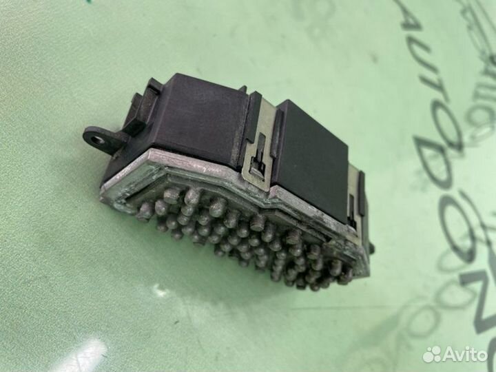 Резистор отопителя Audi Q7 4L 3.0L BUG 2008