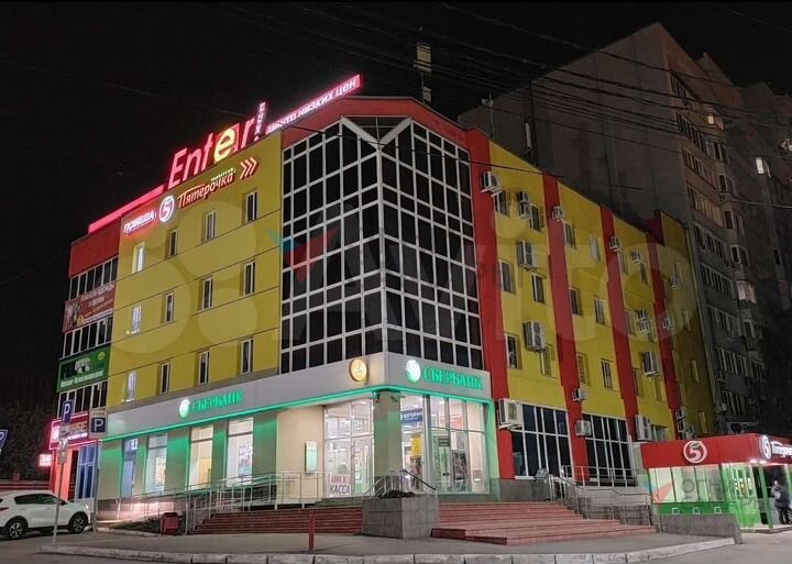 Сдам торговое помещение, 140 м²