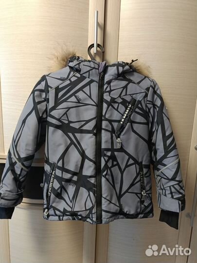 Зимняя куртка. Размер 122