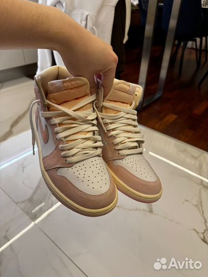 Air Jordan 1 Washed Pink