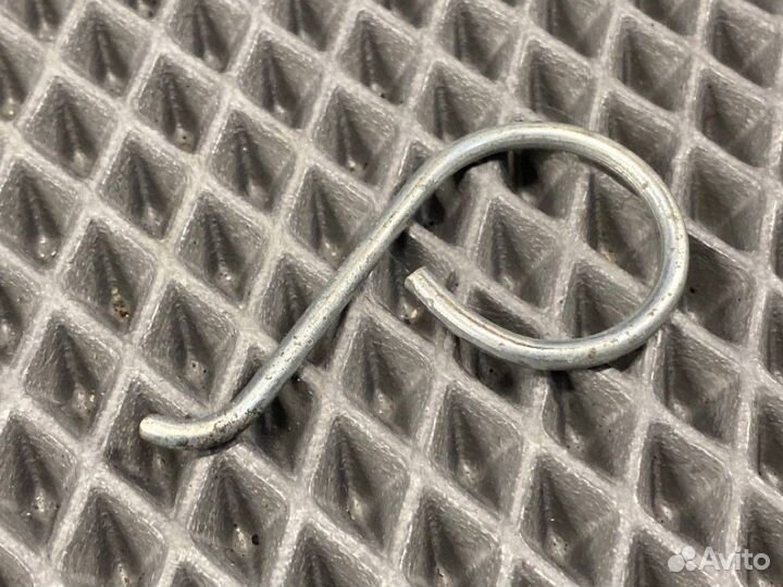 Съемник колпачка Audi Allroad C5 BES 2003