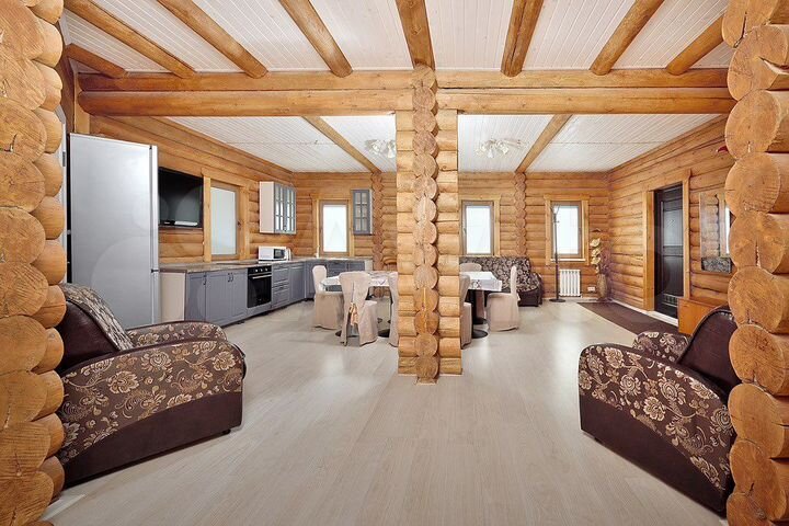 Дом 200 м² на участке 10 сот.