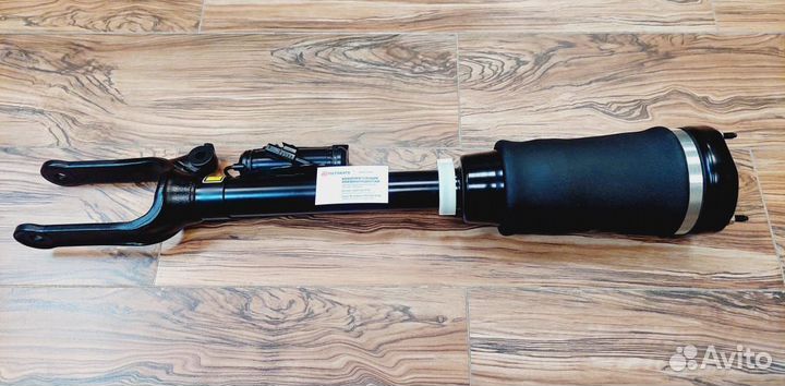 Пневмостойка передняя Мерседес-бенз ML A1643206013