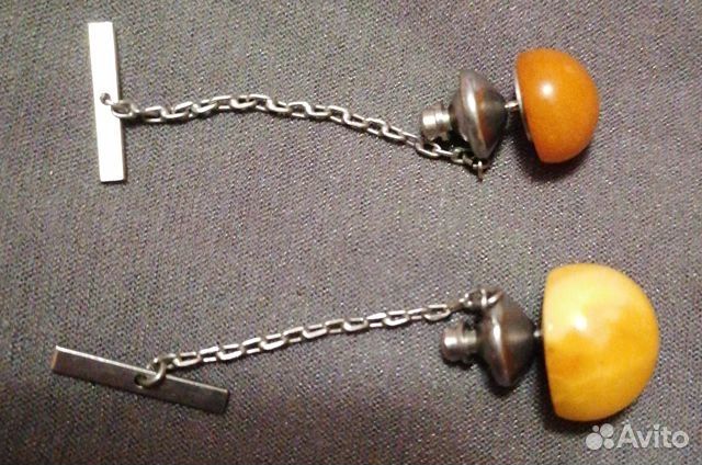 Антикварные броши из янтаря