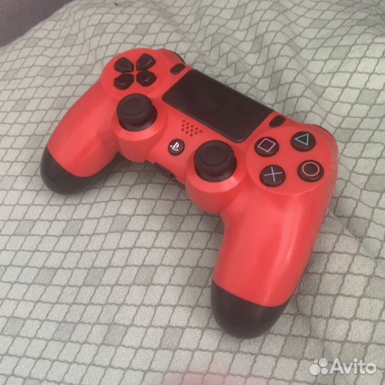 Sony playstation 4 500gb + 2 джойстика