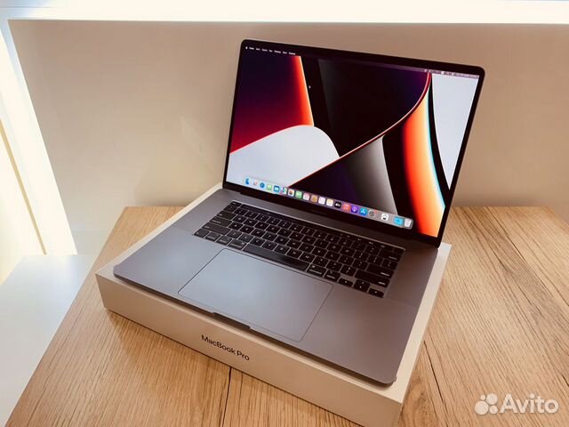 Топ MacBook Pro 16" 2020г.в. i9/32GB/1TB