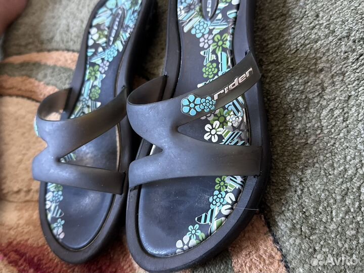 Шлепки женские 38 размер