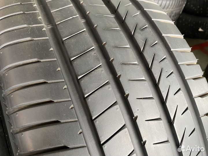 Bridgestone Alenza 001 285/45 R22 110H