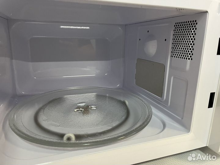 Микроволновая печь horizont.Новая