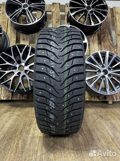 Kumho WinterCraft Ice WI31 215/65 R16 98T