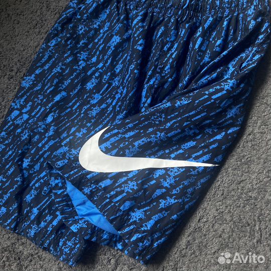 Шорты Nike пляжные