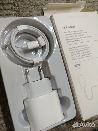 Блок для зарядки iPhone