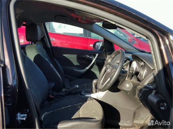 Разбор на запчасти Opel Astra J