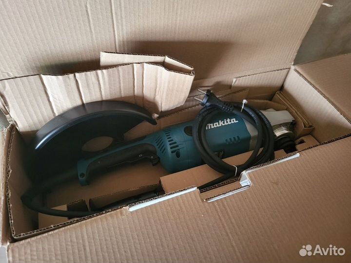 Ушм Makita GA9020SF Румыния