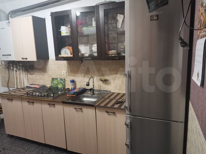 2-к. квартира, 60 м², 1/3 эт.