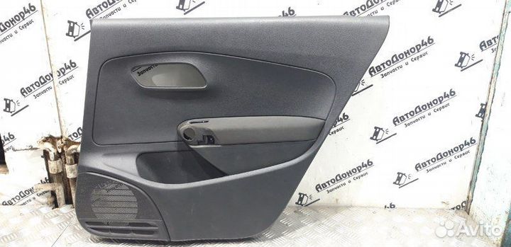 Обшивка задней правой двери Volkswagen Polo Sedan