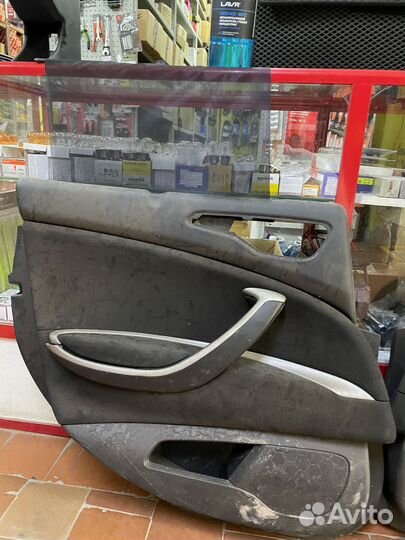 Обшивки задних дверей со шторкой Citroen C5X7