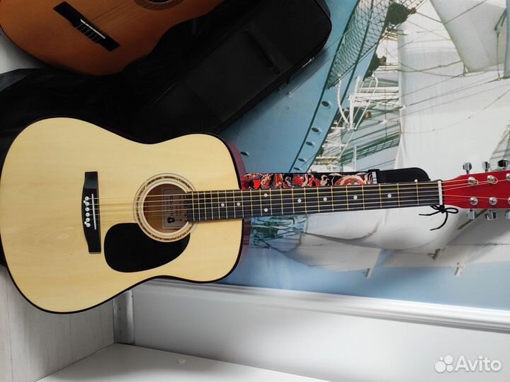 Акустическая гитара
