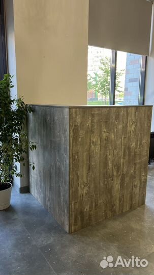 Стойка ресепшн лофт