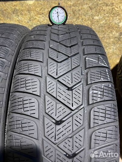 Pirelli Scorpion Winter 215/65 R17
