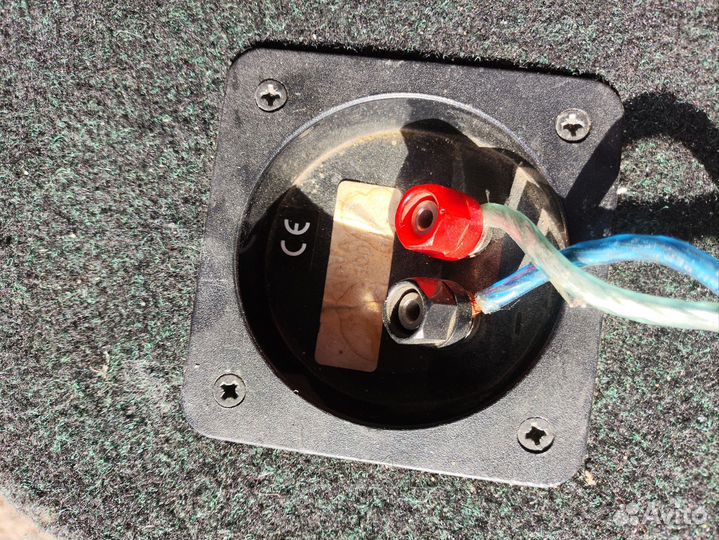 Сабвуфер infiniti