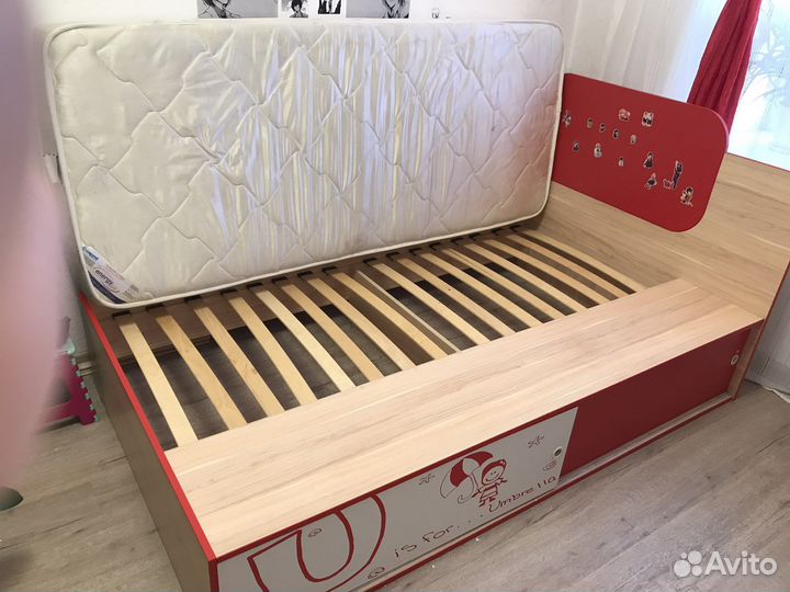 Мебель в детскую комнату