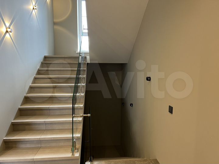 Таунхаус 180 м² на участке 3,7 сот.