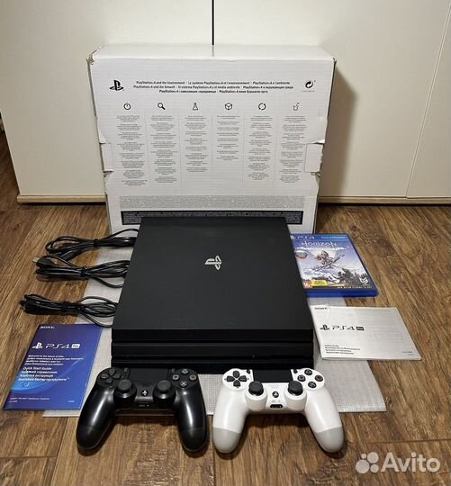 PS4 PRO 1TB + 2 джойстика и игра (7208)