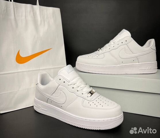 Кроссовки Nike air force 1 luxe белые