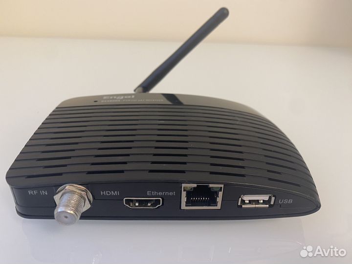 Спутниковый ресивер-медиаплеер Engel RS4800S