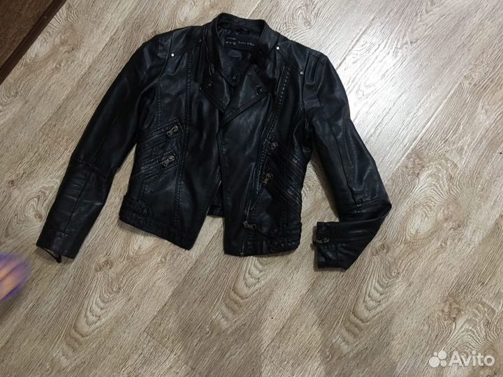 Куртка коженная (косуха) новая, размер S
