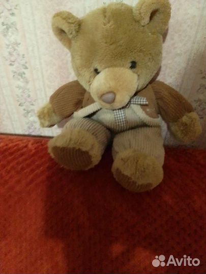Плюшевый медведь
