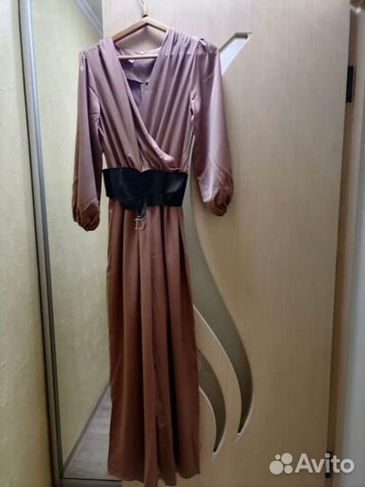 Комбинезон, костюм женский