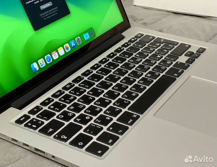 MacBook Pro 13 2015 i5/512gb/8gb