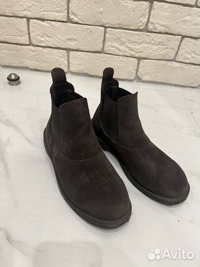 Ботинки и брюки для верховой езды