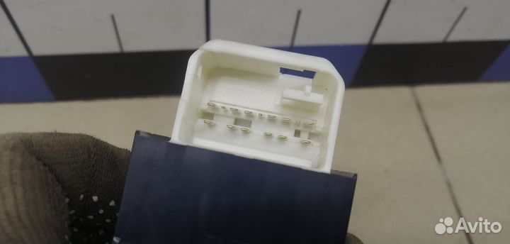 Блок управления стеклоподъемниками RAV 4 2013