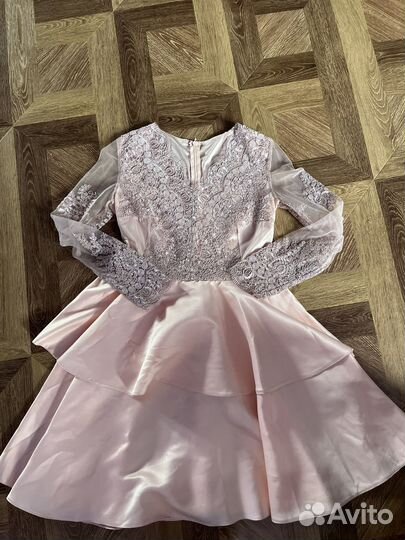 Платье женское