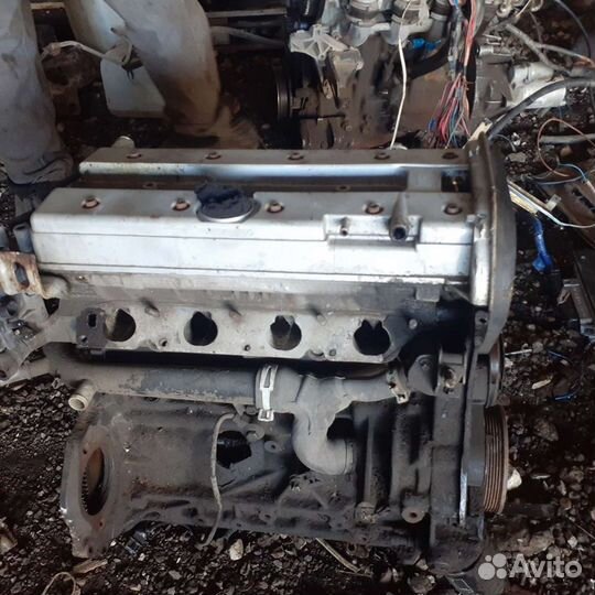 Шатун с поршнем опель x18xe