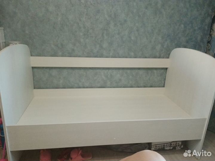 Детская кровать с матрасом