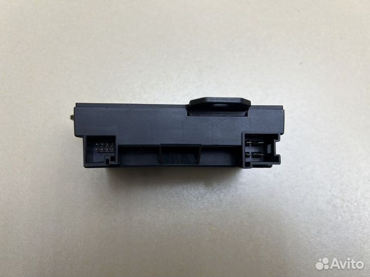 Блок управления топливным насосом Mercedes W212