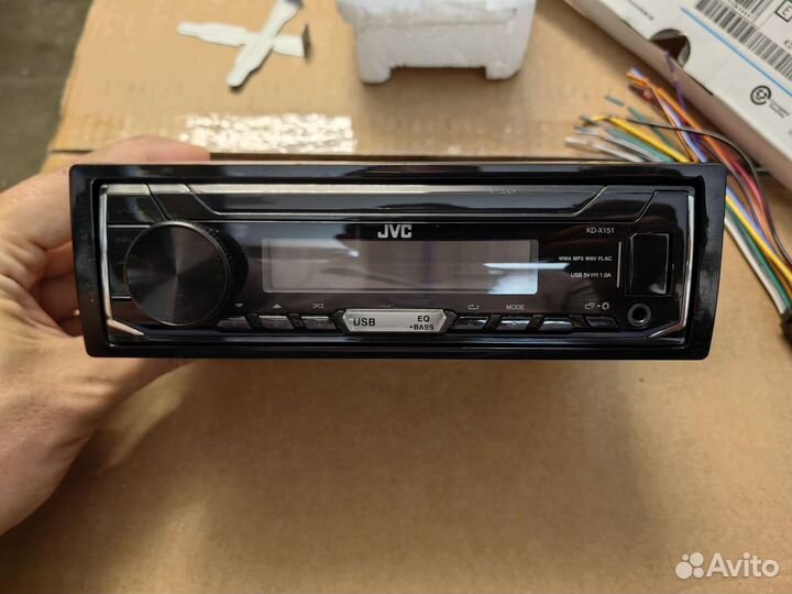 Автомагнитола JVC KD-X151 отличное состояние