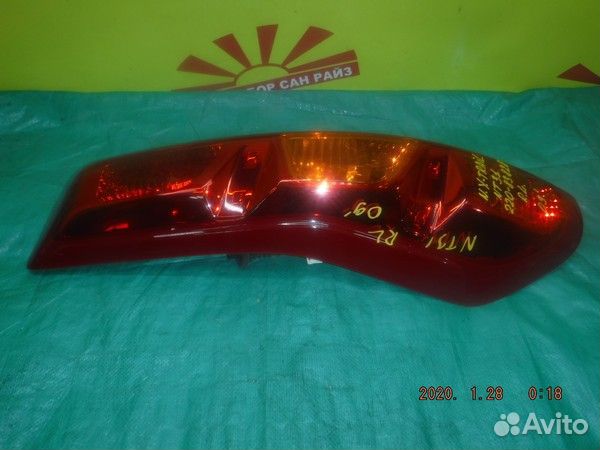 Фонарь Nissan X-Trail