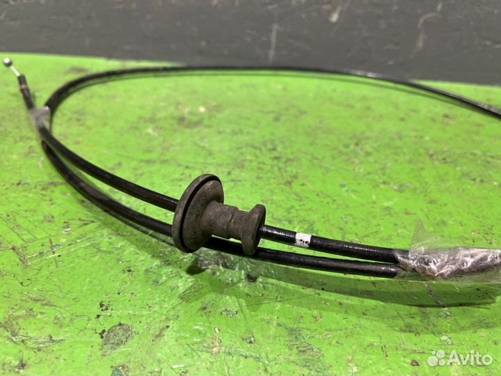 Трос капота Volkswagen Passat B5 1.8 ADR 1997