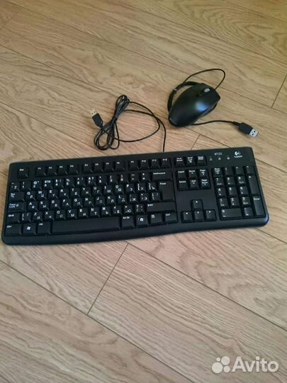 Клавиатура Logitech и мышь